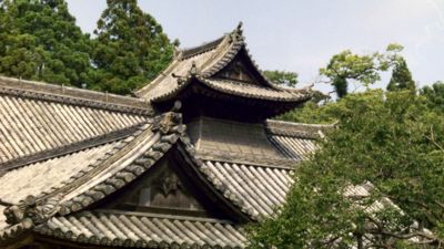 ގ