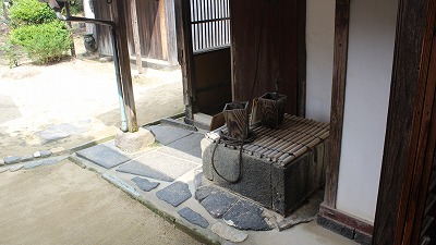 鉺